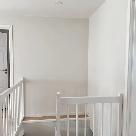 Exclusive House In Villa Sola